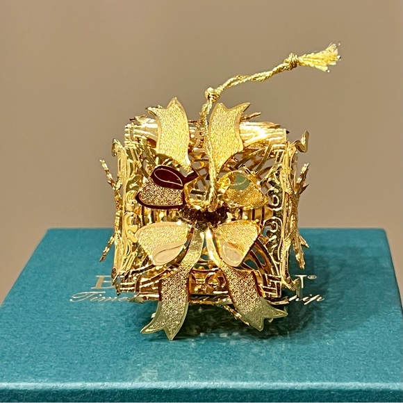 Vintage Baldwin Brass Elegant Gift Box Ornament 24KT Gold Finish 1998 - Picture 6 of 10